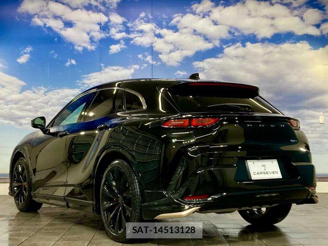 Toyota Crown Sports 2024-07 6641414-14