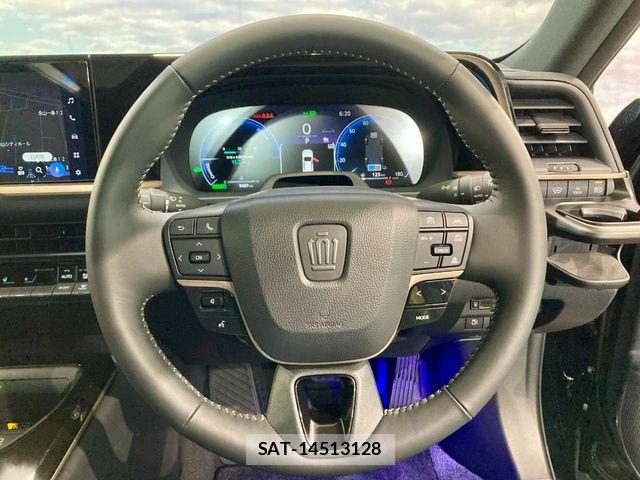 Toyota Crown Sports 2024-07 6641414-21