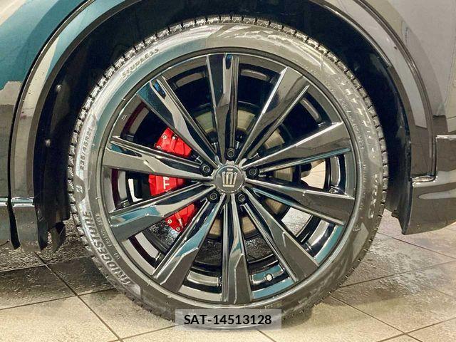 Toyota Crown Sports 2024-07 6641414-4