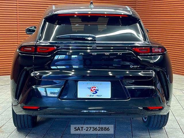 Toyota Crown Sports 2025-01 6670995-18