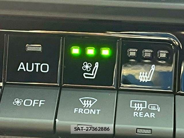 Toyota Crown Sports 2025-01 6670995-5