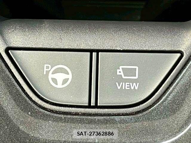 Toyota Crown Sports 2025-01 6670995-6