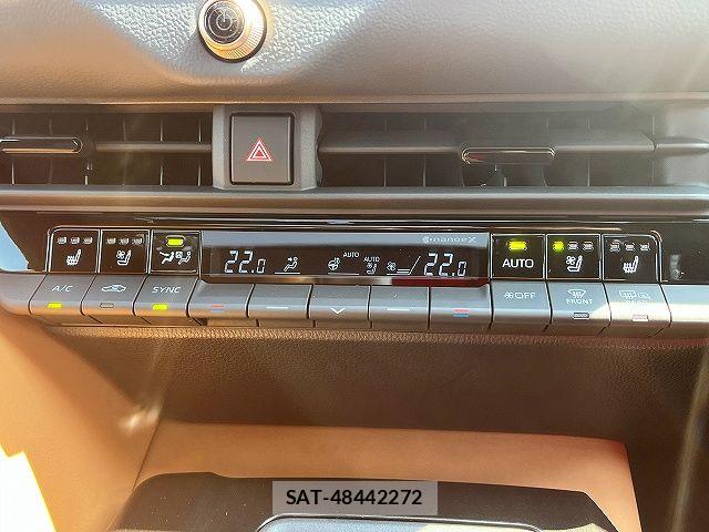Toyota Crown Sports 2024-10 6675504-14