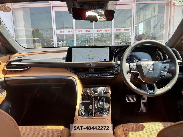 Toyota Crown Sports 2024-10 6675504-1