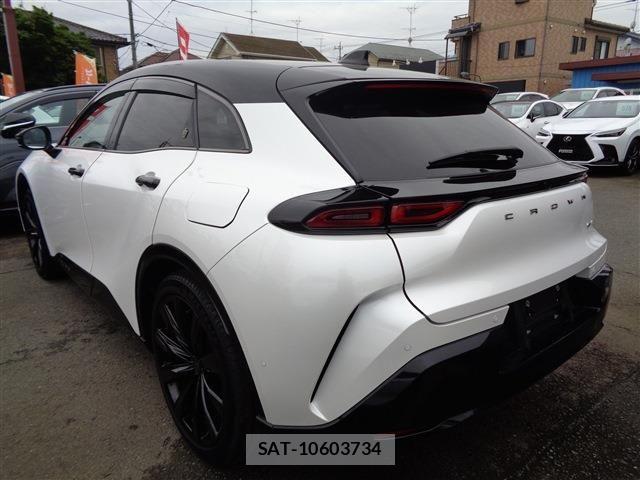 Toyota Crown Sports 2024-02 6675506-5