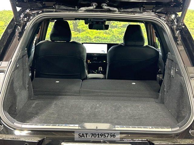 Toyota Crown Sports 2025-04 6675505-9