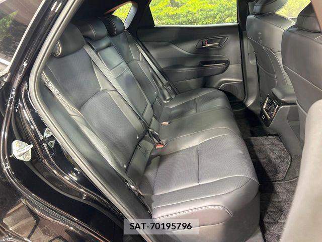 Toyota Crown Sports 2025-04 6675505-8