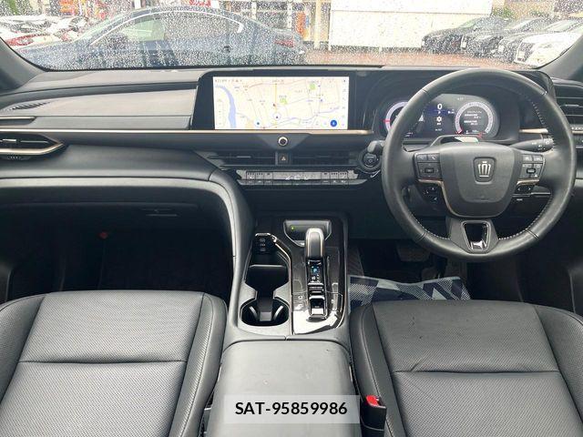Toyota Crown Sports 2023-12 6715946-1