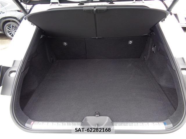 Toyota Crown Sports 2024-02 6715952-15
