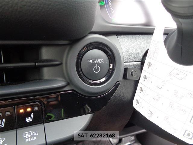 Toyota Crown Sports 2024-02 6715952-27