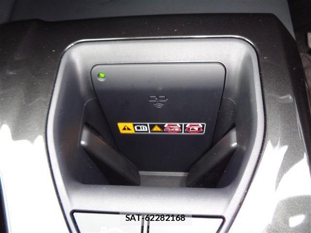 Toyota Crown Sports 2024-02 6715952-28