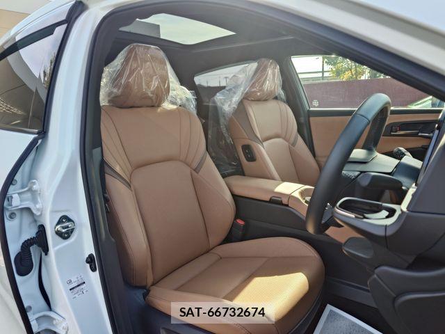 Toyota Crown Sports 2025-03 6790906-11