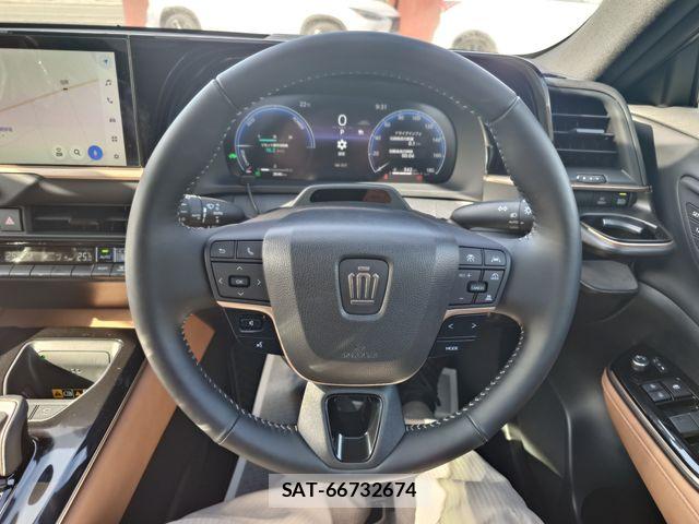 Toyota Crown Sports 2025-03 6790906-12