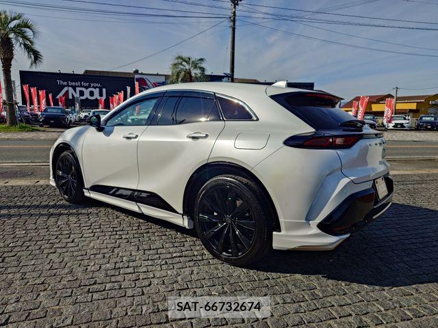 Toyota Crown Sports 2025-03 6790906-3