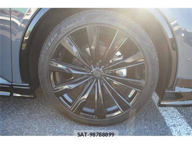 Toyota Crown Sports 2023-11 6790956-9
