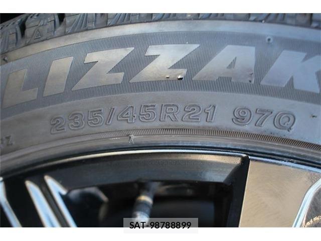 Toyota Crown Sports 2023-11 6790956-11