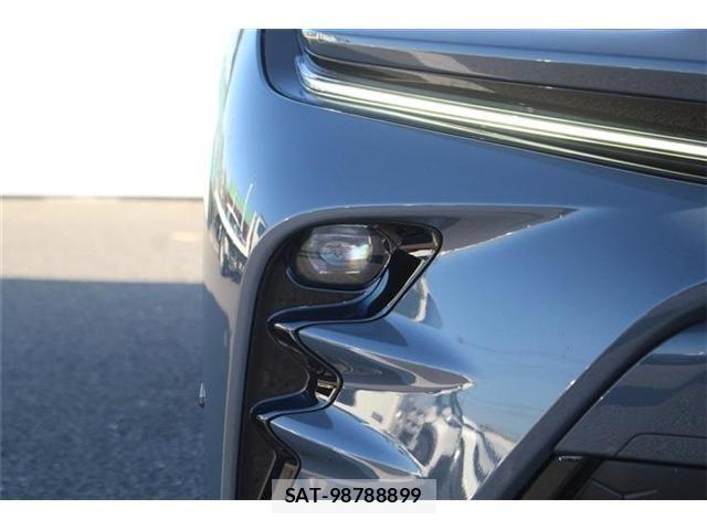 Toyota Crown Sports 2023-11 6790956-13
