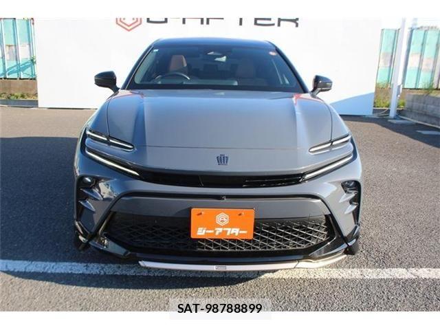 Toyota Crown Sports 2023-11 6790956-5