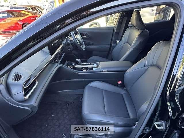 Toyota Crown Sports 2024-09 6790937-4
