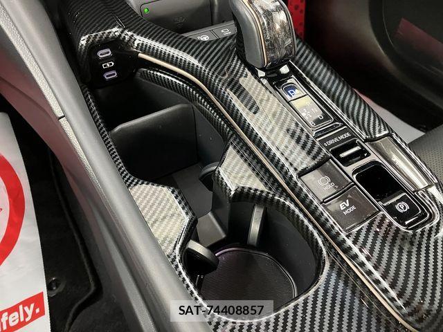 Toyota Crown Sports 2024-05 6790918-9