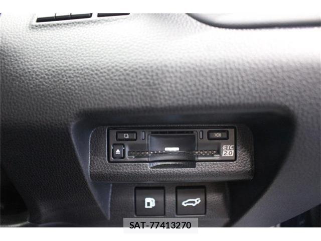 Toyota Crown Sports 2024-03 6790904-21
