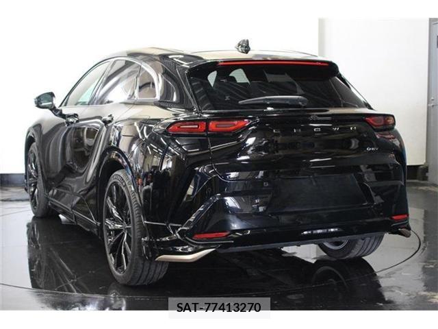 Toyota Crown Sports 2024-03 6790904-3