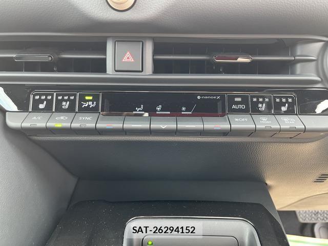 Toyota Crown Sports 2024-07 6790907-11