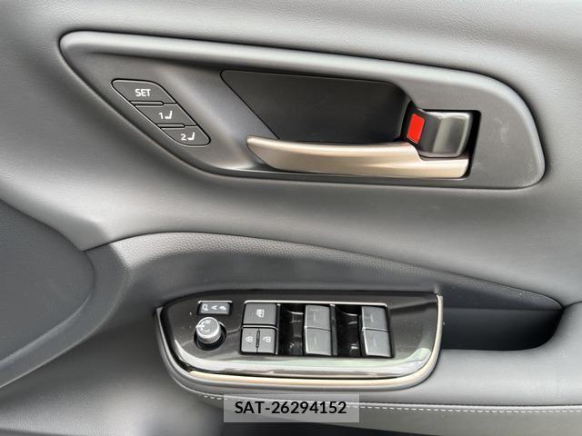 Toyota Crown Sports 2024-07 6790907-5