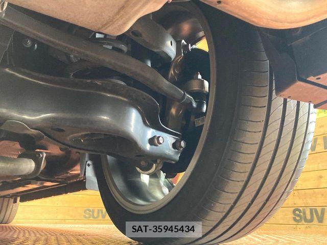 Toyota Crown Sports 2023-12 6790943-19