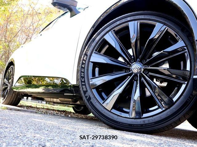 Toyota Crown Sports 2024-12 6790929-13