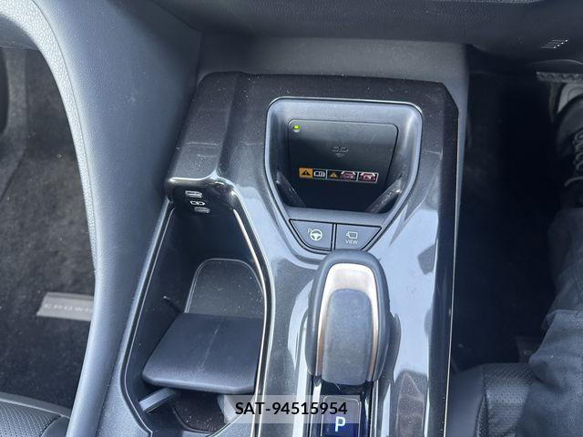 Toyota Crown Sports 2024-04 6790959-16