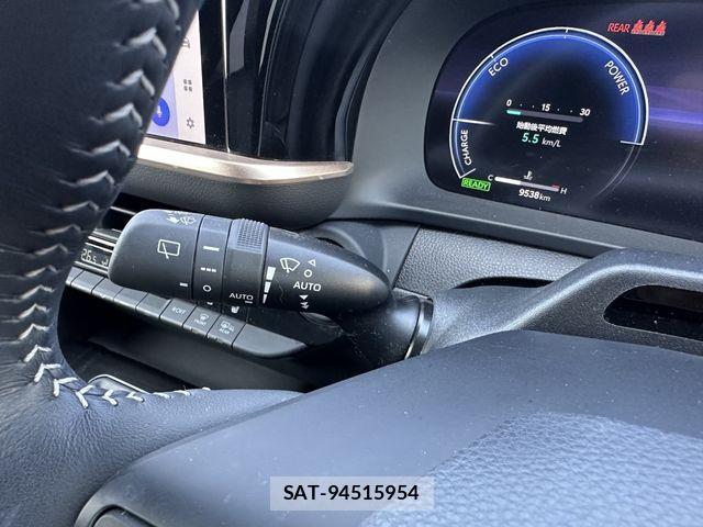 Toyota Crown Sports 2024-04 6790959-8