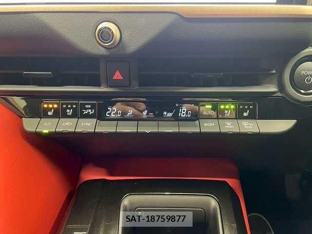 Toyota Crown Sports 2024-03 6790905-10