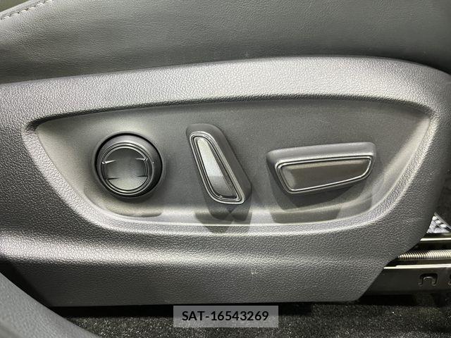 Toyota Crown Sports 2023-11 6790901-12