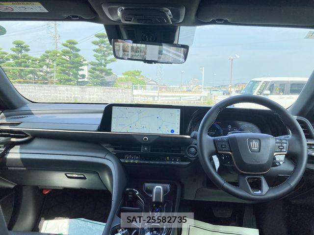 Toyota Crown Sports 2024-11 6790910-12