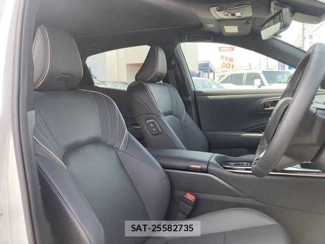 Toyota Crown Sports 2024-11 6790910-1