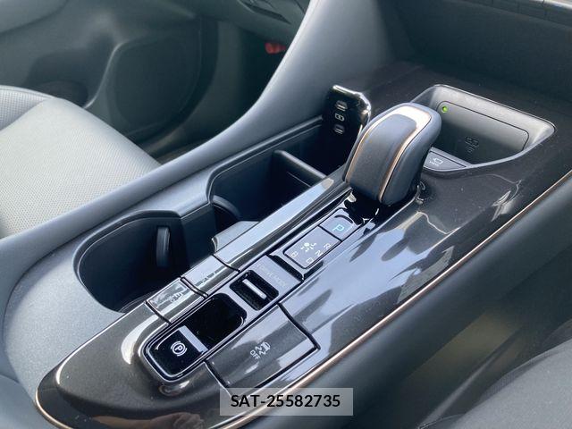 Toyota Crown Sports 2024-11 6790910-24