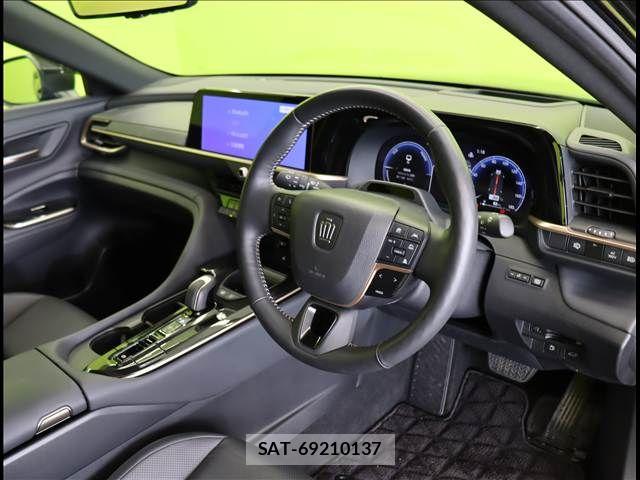Toyota Crown Sports 2024-04 6790938-22