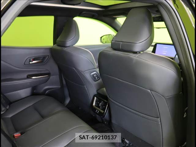 Toyota Crown Sports 2024-04 6790938-27