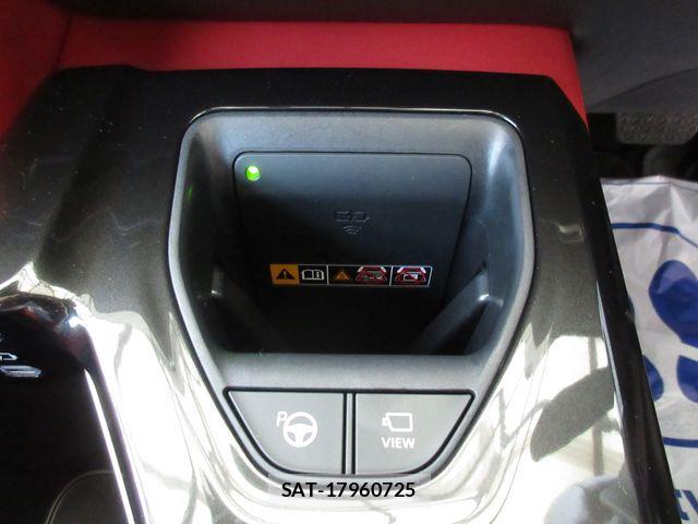 Toyota Crown Sports 2024-10 6790900-21