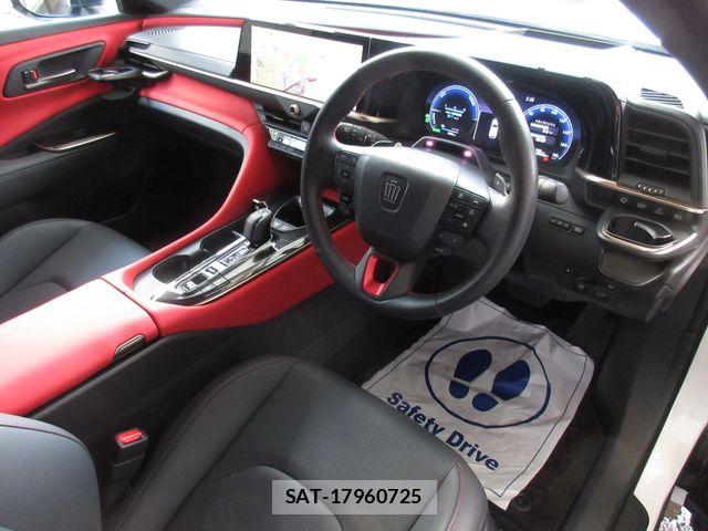 Toyota Crown Sports 2024-10 6790900-6