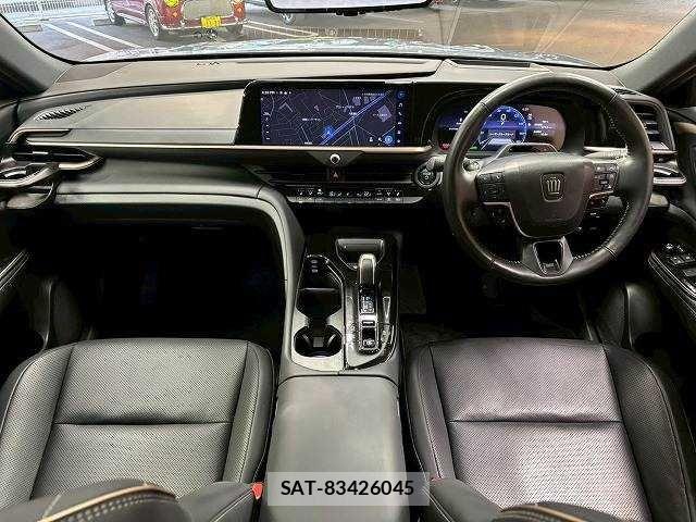 Toyota Crown Sports 2024-04 6790955-2