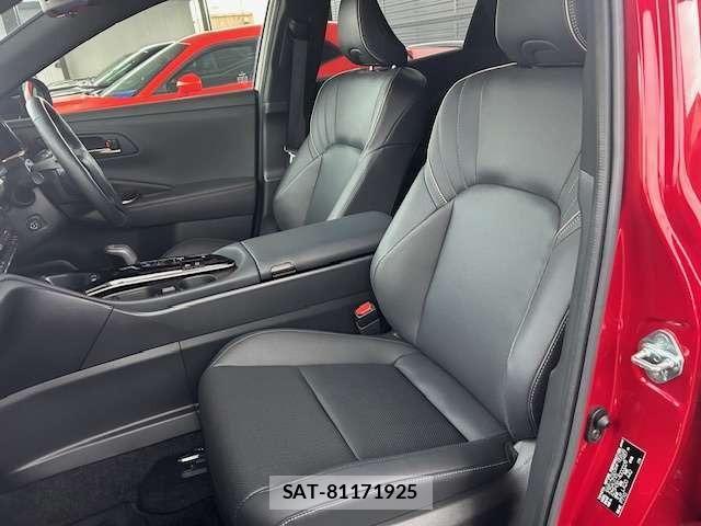 Toyota Crown Sports 2023-09 6790930-17