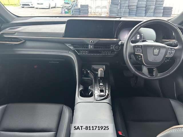 Toyota Crown Sports 2023-09 6790930-1