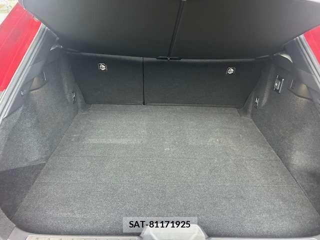 Toyota Crown Sports 2023-09 6790930-19