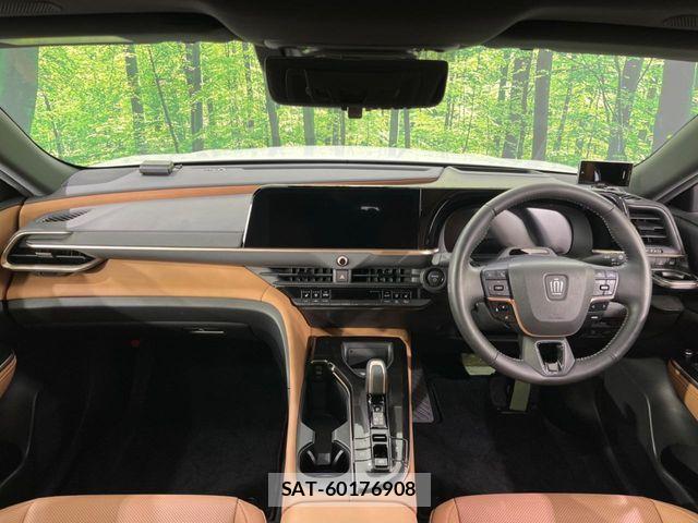 Toyota Crown Sports 2024-01 6790934-1