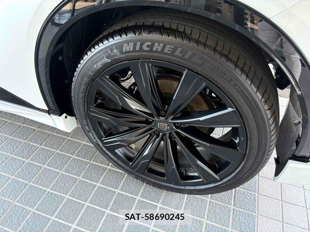 Toyota Crown Sports 2024-11 6790903-10