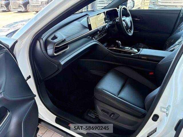 Toyota Crown Sports 2024-11 6790903-24