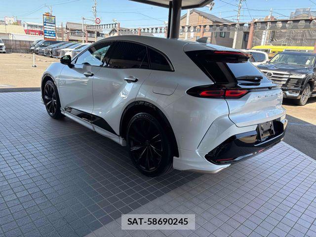 Toyota Crown Sports 2024-11 6790903-8