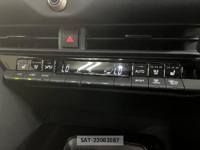 Toyota Crown Sports 2023-12 6790915-14